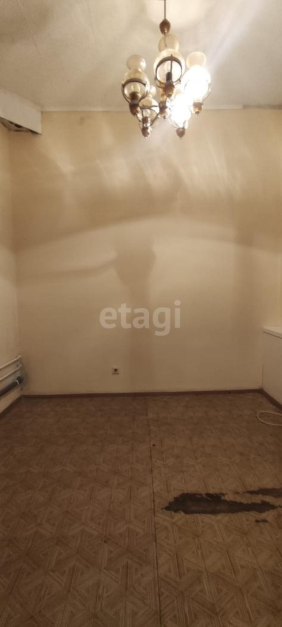 Сдать торговое помещение за 99 000 рублей на Екатеринбург