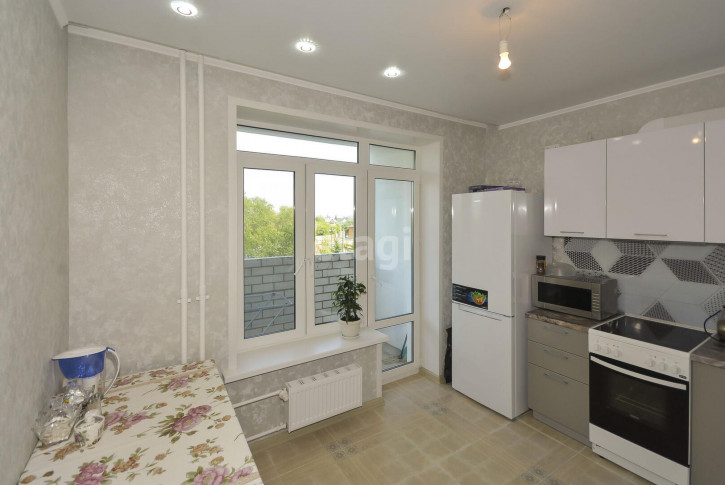 2-комн квартира Ботаническая, 1