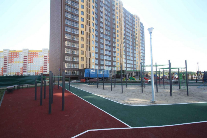 Студия Новоселов, 113
