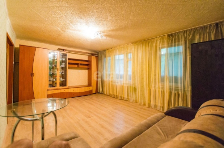 4-комн квартира Советская, 58