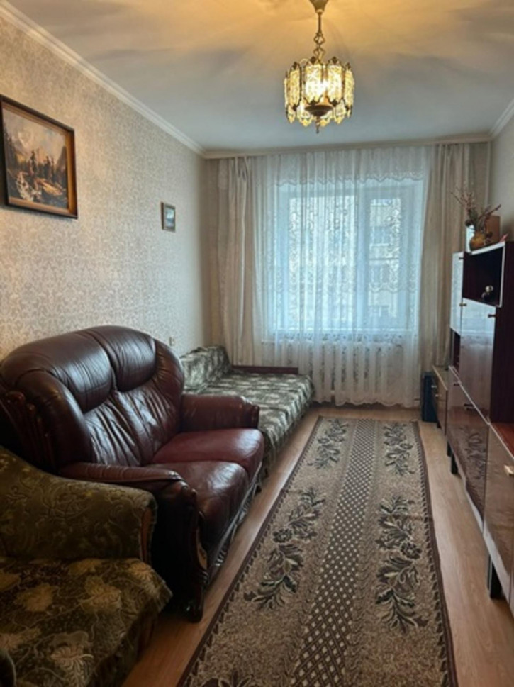2-комн квартира гайдара улица, 101