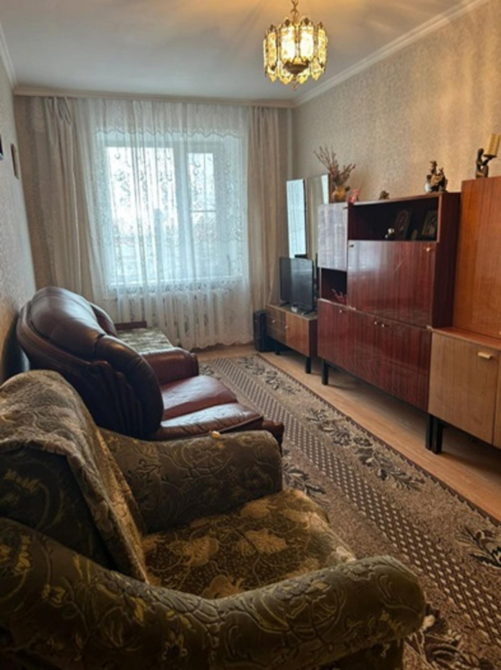2-комн квартира гайдара улица, 101