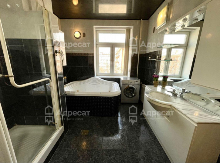 4-комн квартира ул. Советская,  д.26
