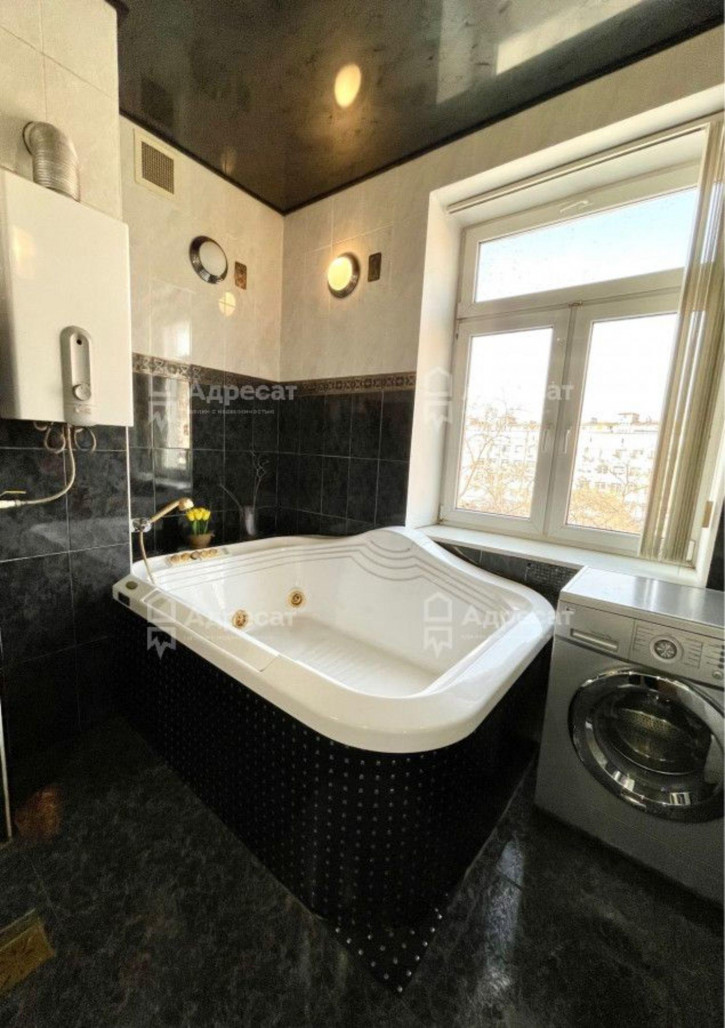 4-комн квартира ул. Советская,  д.26