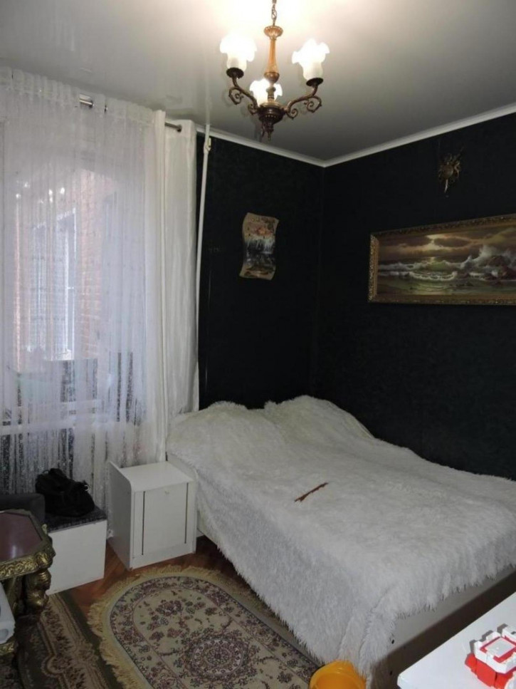 3-комн квартира Капитана Краснова улица,16