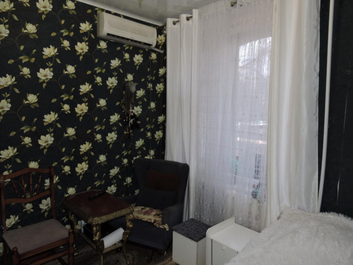 3-комн квартира Капитана Краснова улица,16