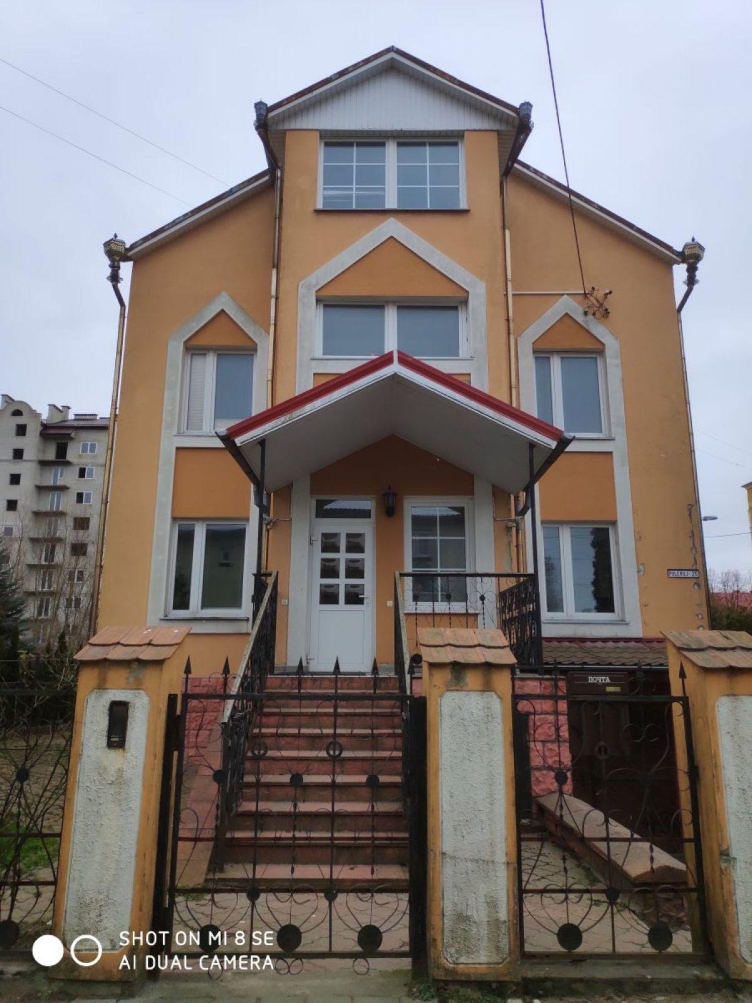 Купить дачу, дом, коттедж за 14 900 000 рублей на Полевой пер