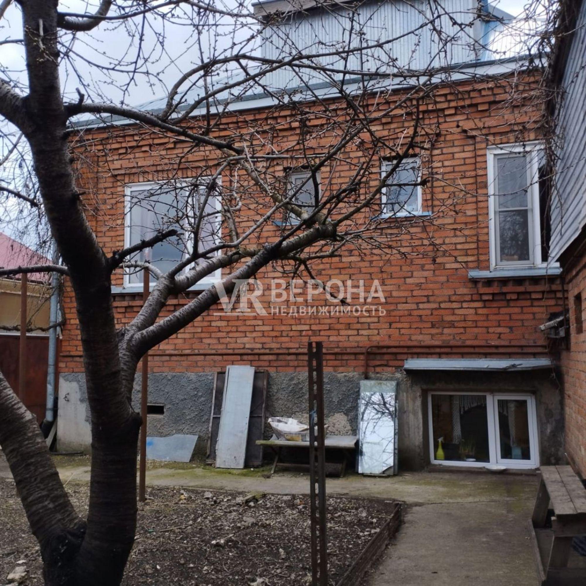 Купить дачу, дом, коттедж за 5 800 000 рублей на Мичурина ул, 18
