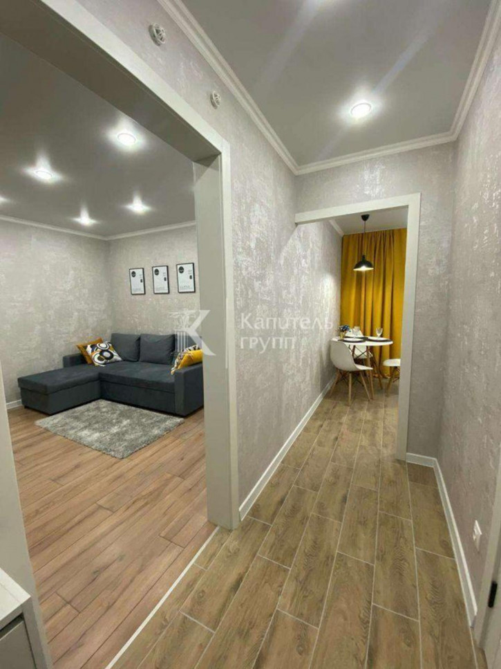 2-комн квартира ул Валентины Трофимовой, 4