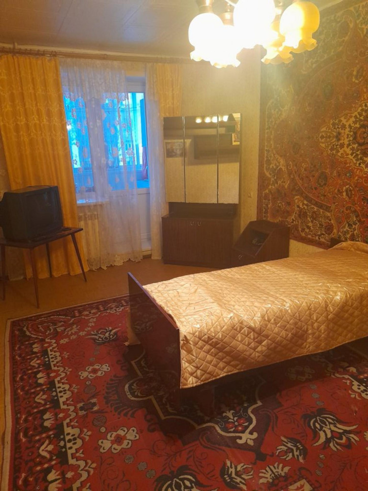 2-комн квартира Гагарина ул, 4