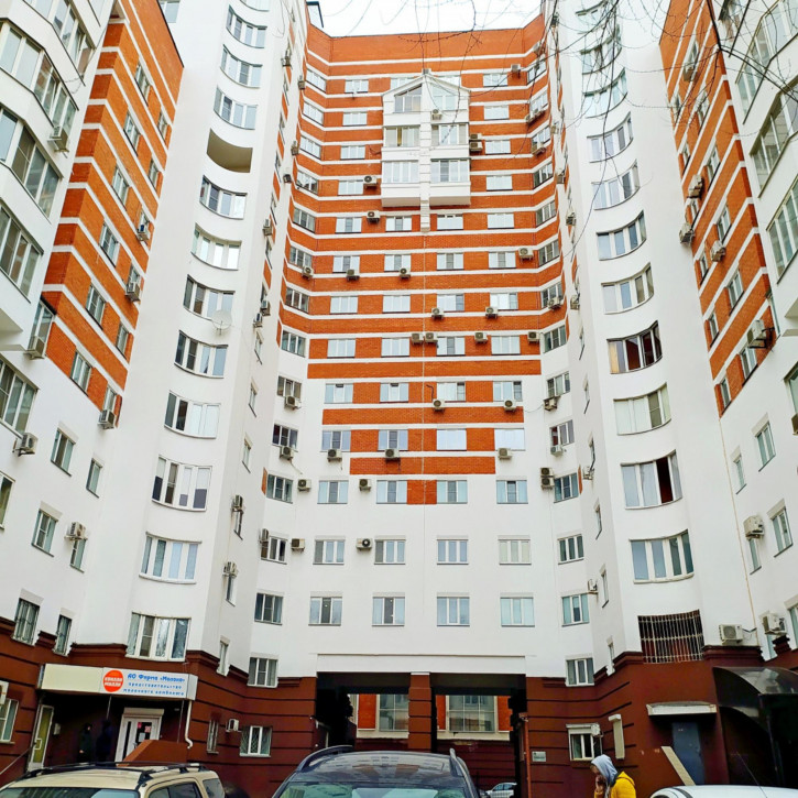 3-комн квартира Средне-Московская ул., 6А