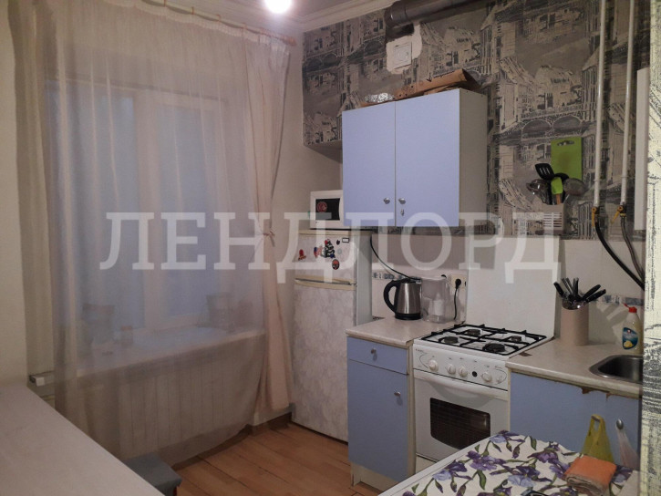 2-комн квартира улица 28-я Линия, 59