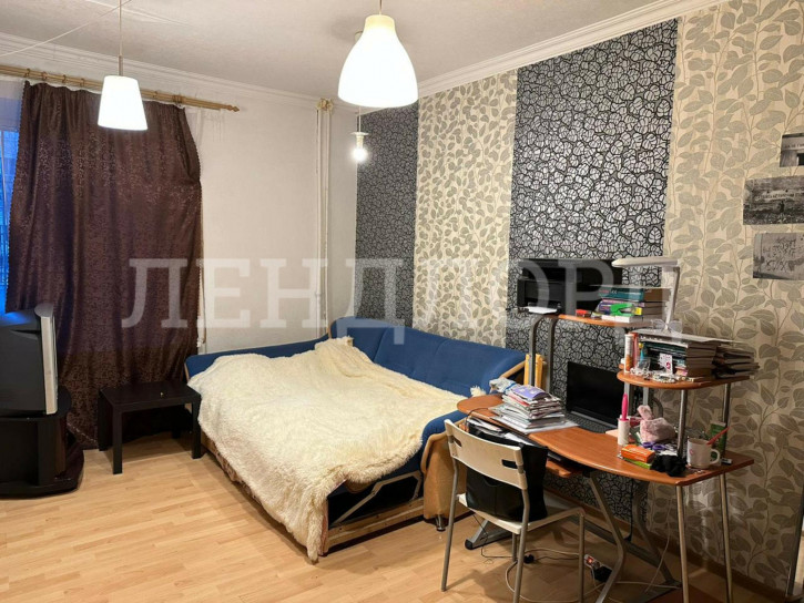 2-комн квартира улица 28-я Линия, 59