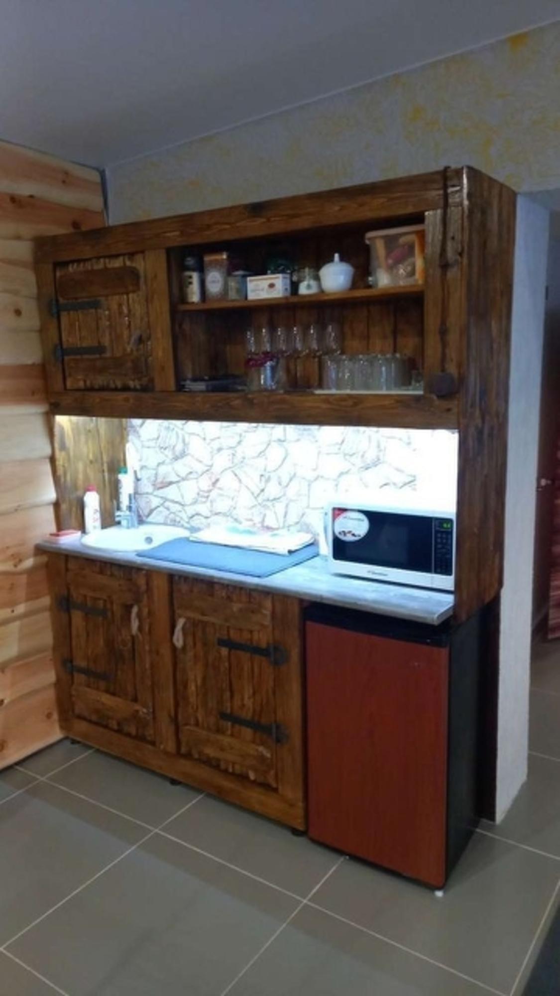 Купить дачу, дом, коттедж за 11 000 000 рублей на 1-ая Брусничная