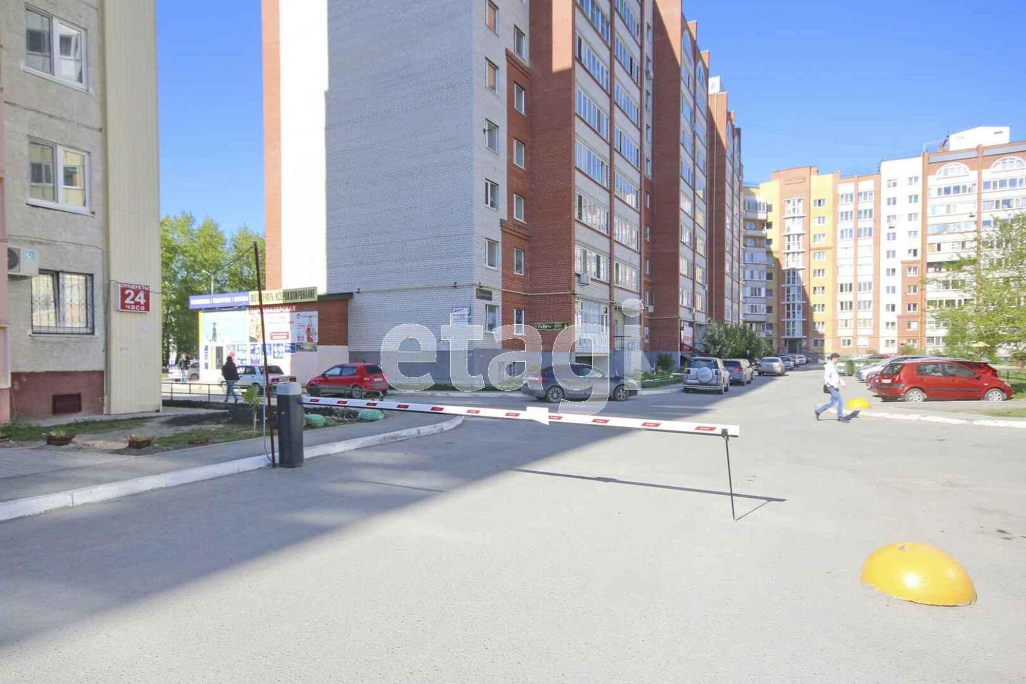Купить торговое помещение за 11 000 000 рублей на Малиновского 6а/1