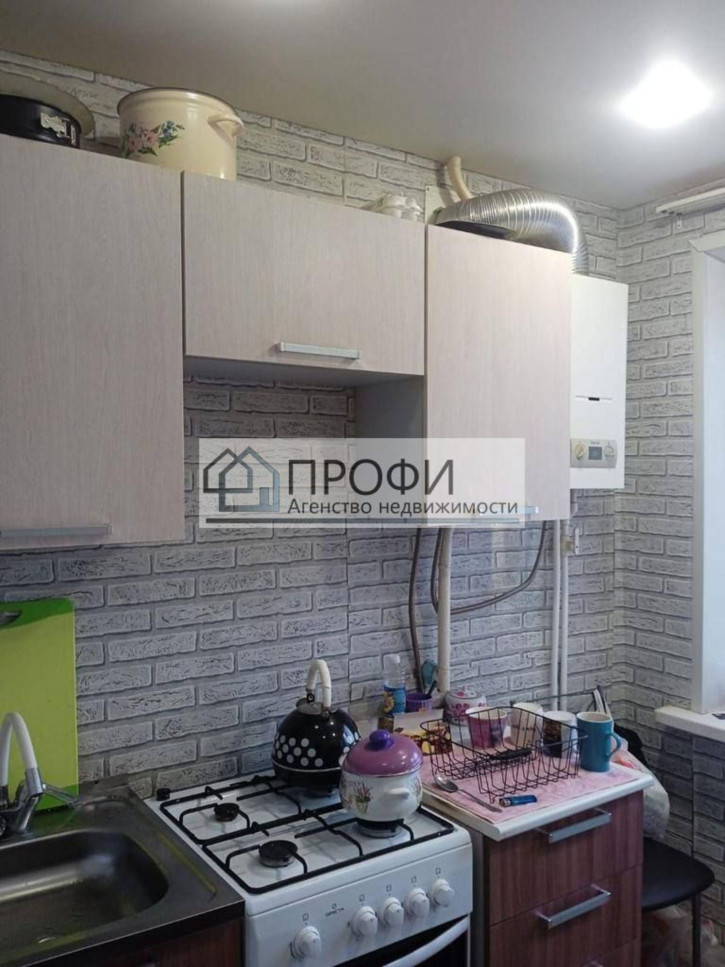 2-комн квартира Ливенская ул, 104