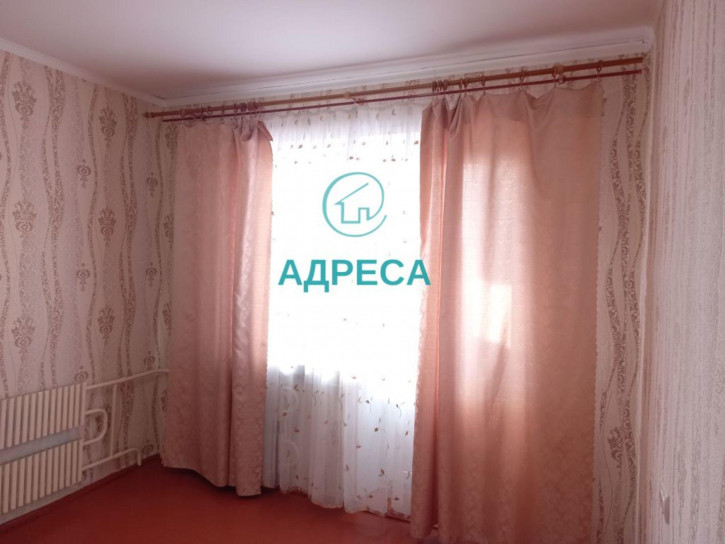 4-комн квартира Ливенская ул, 136