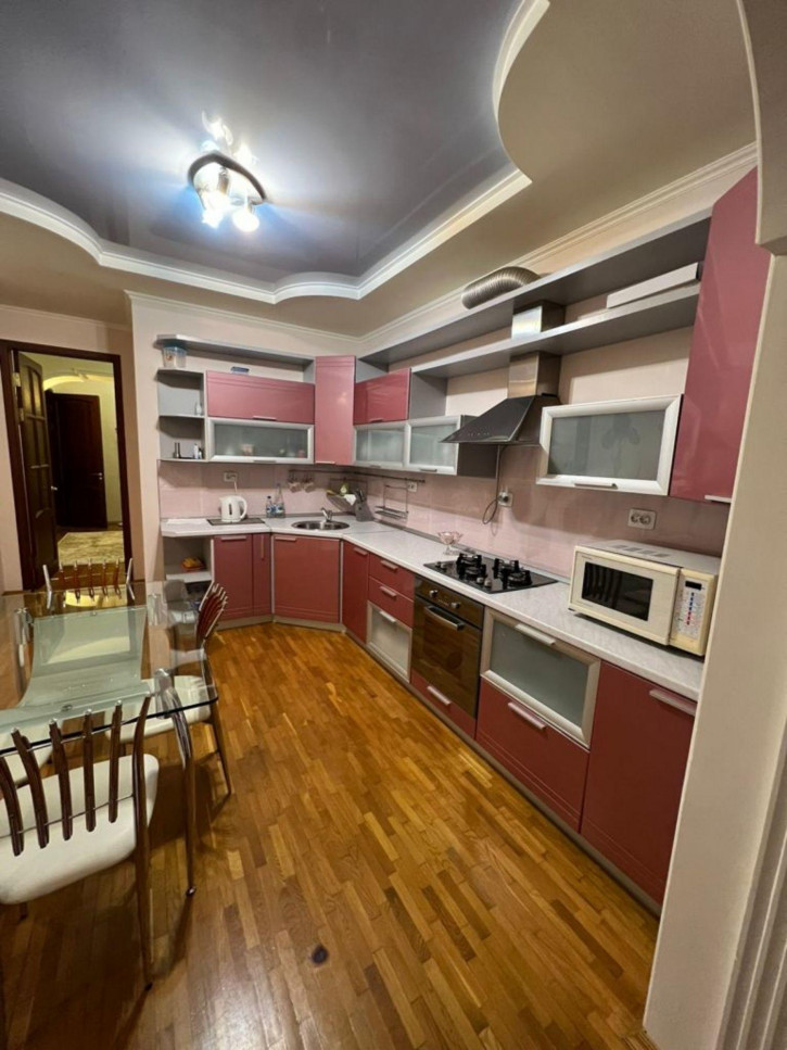 2-комн квартира 295 Стрелковой Дивизии ул, 19к1