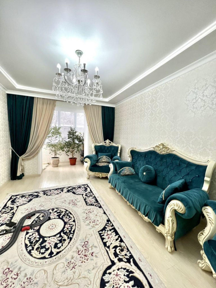 3-комн квартира Олега Головченко ул, 6