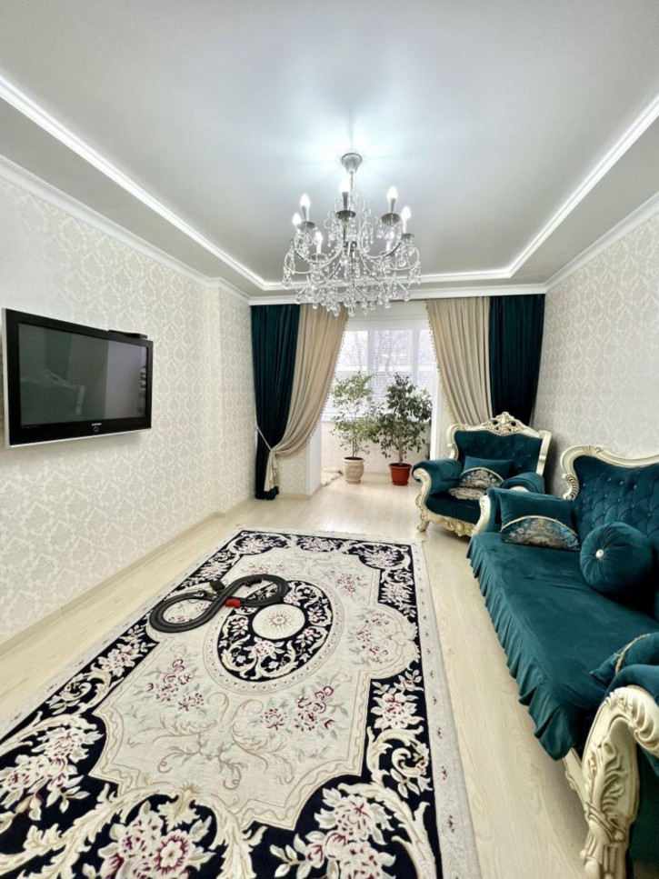 3-комн квартира Олега Головченко ул, 6