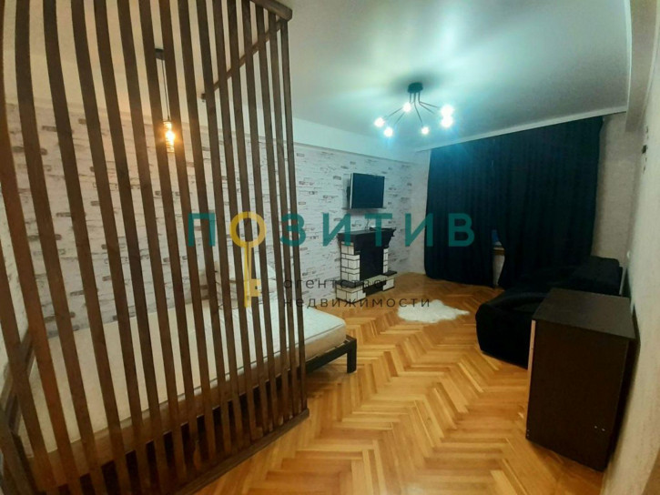 3-комн квартира Украинская ул, 60
