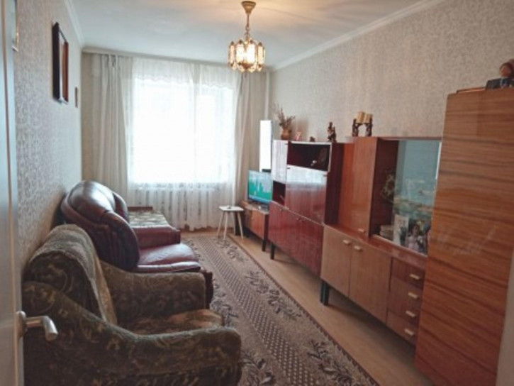 2-комн квартира Гайдара