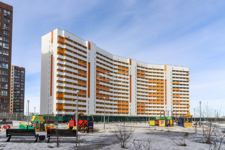 Студия Новоселов, 113