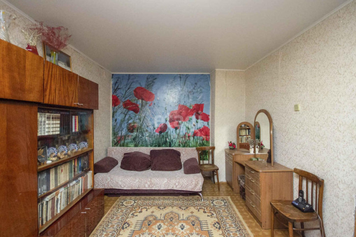 2-комн квартира Республики, 237