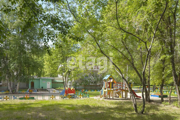 3-комн квартира Геологоразведчиков пр, 34