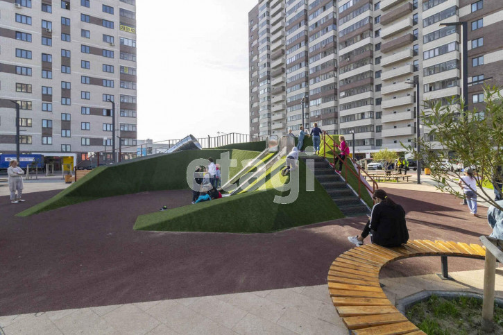 3-комн квартира Дмитрия Менделеева, 2/2