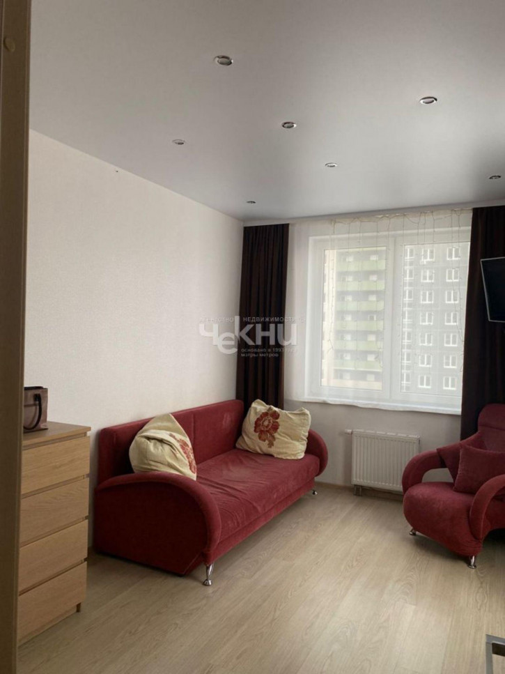 1-комн квартира Русская ул, 7