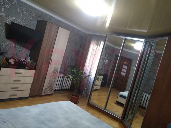 3-комн квартира Маркова ул.