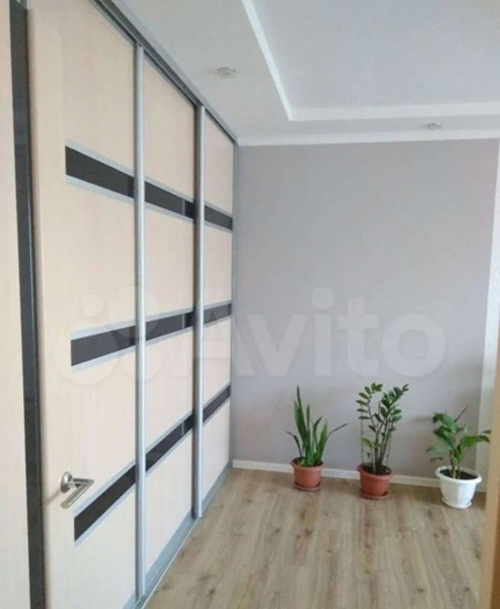 3-комн квартира авиагородок улица, 101