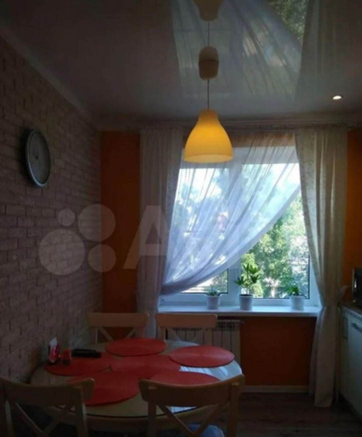 3-комн квартира авиагородок улица, 101