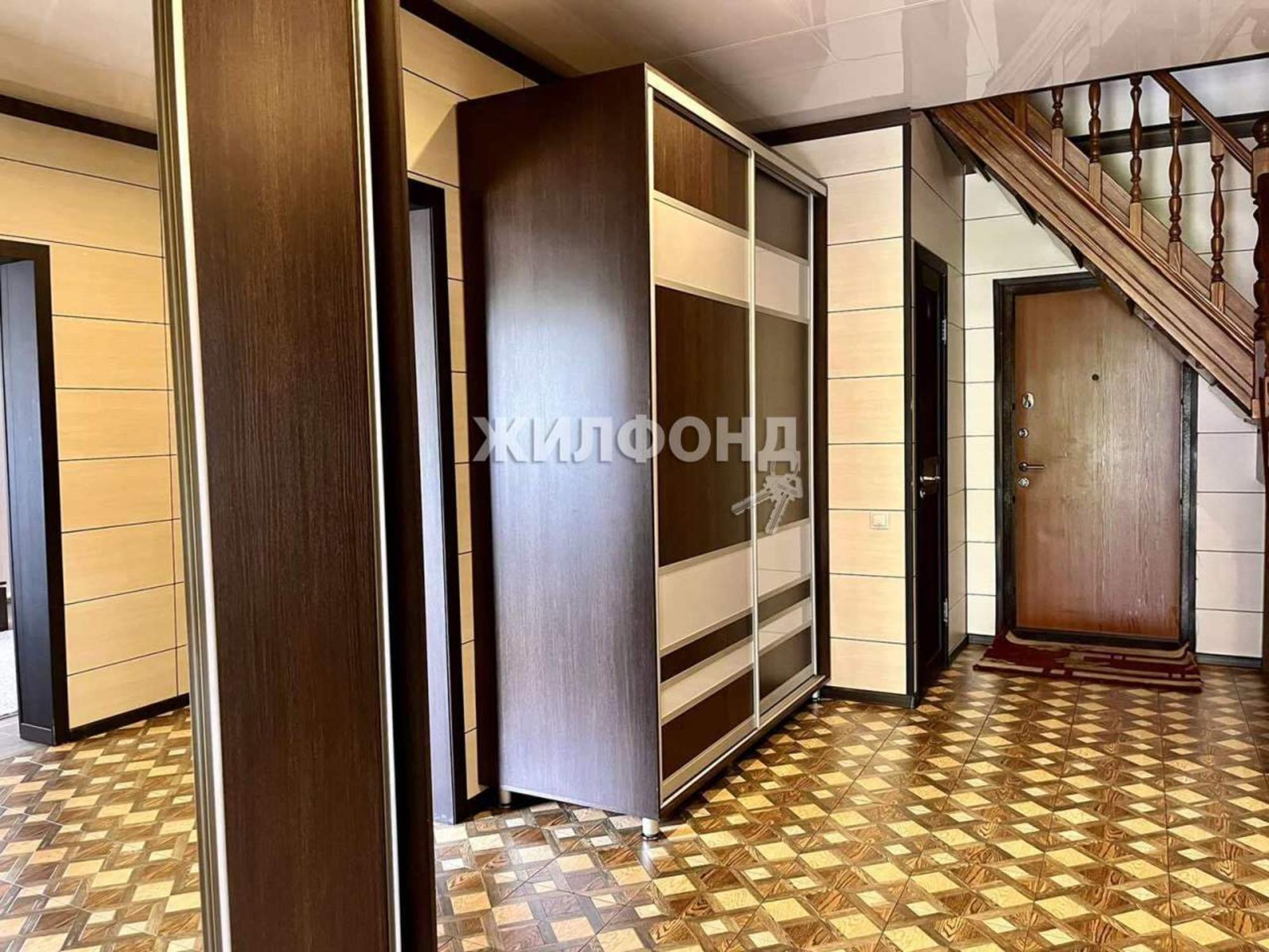 Купить дачу, дом, коттедж за 16 600 000 рублей на Кедровая улица