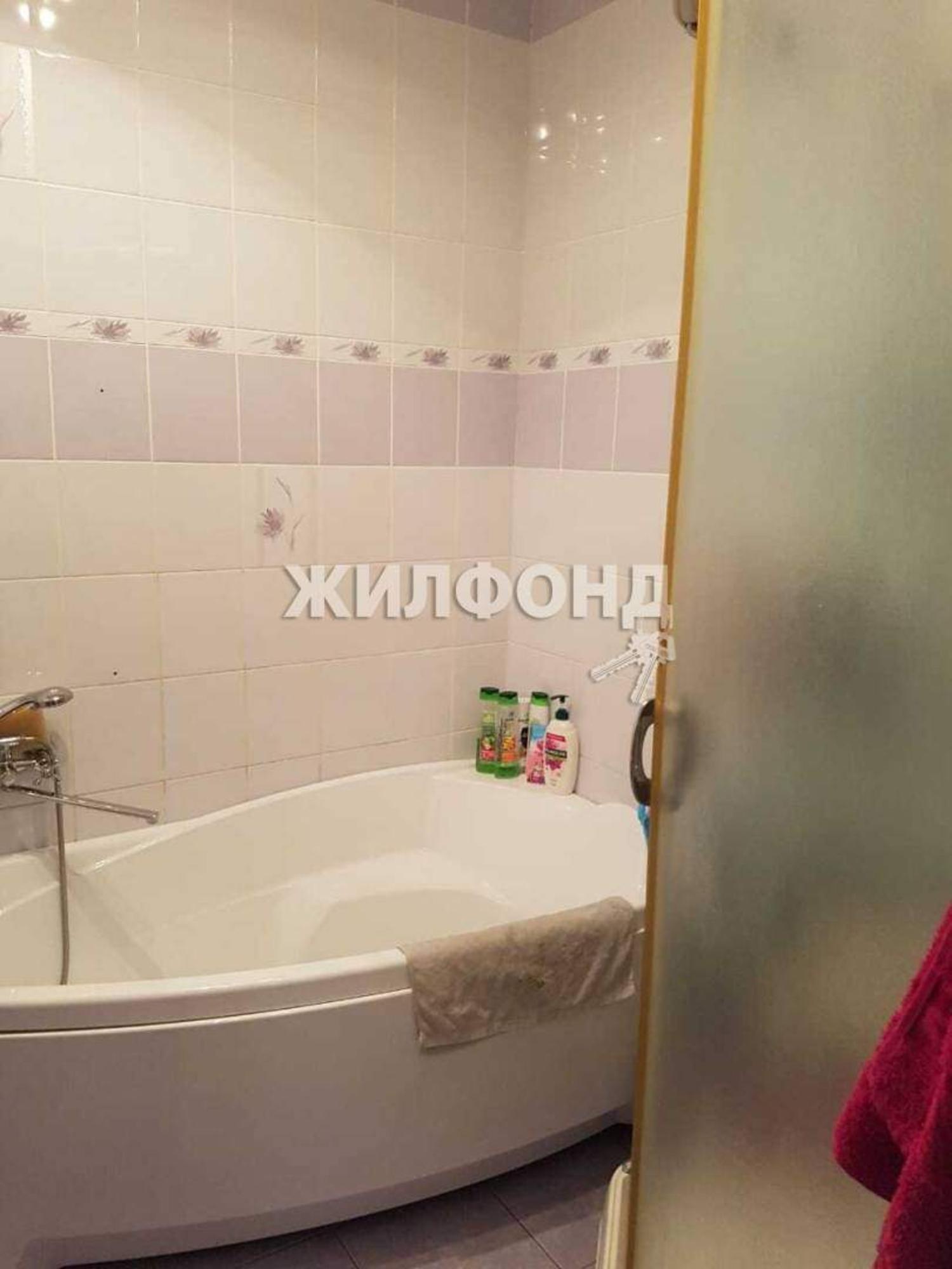 Купить квартиру за 8 100 000 рублей на Сергея Лазо улица, д.18А
