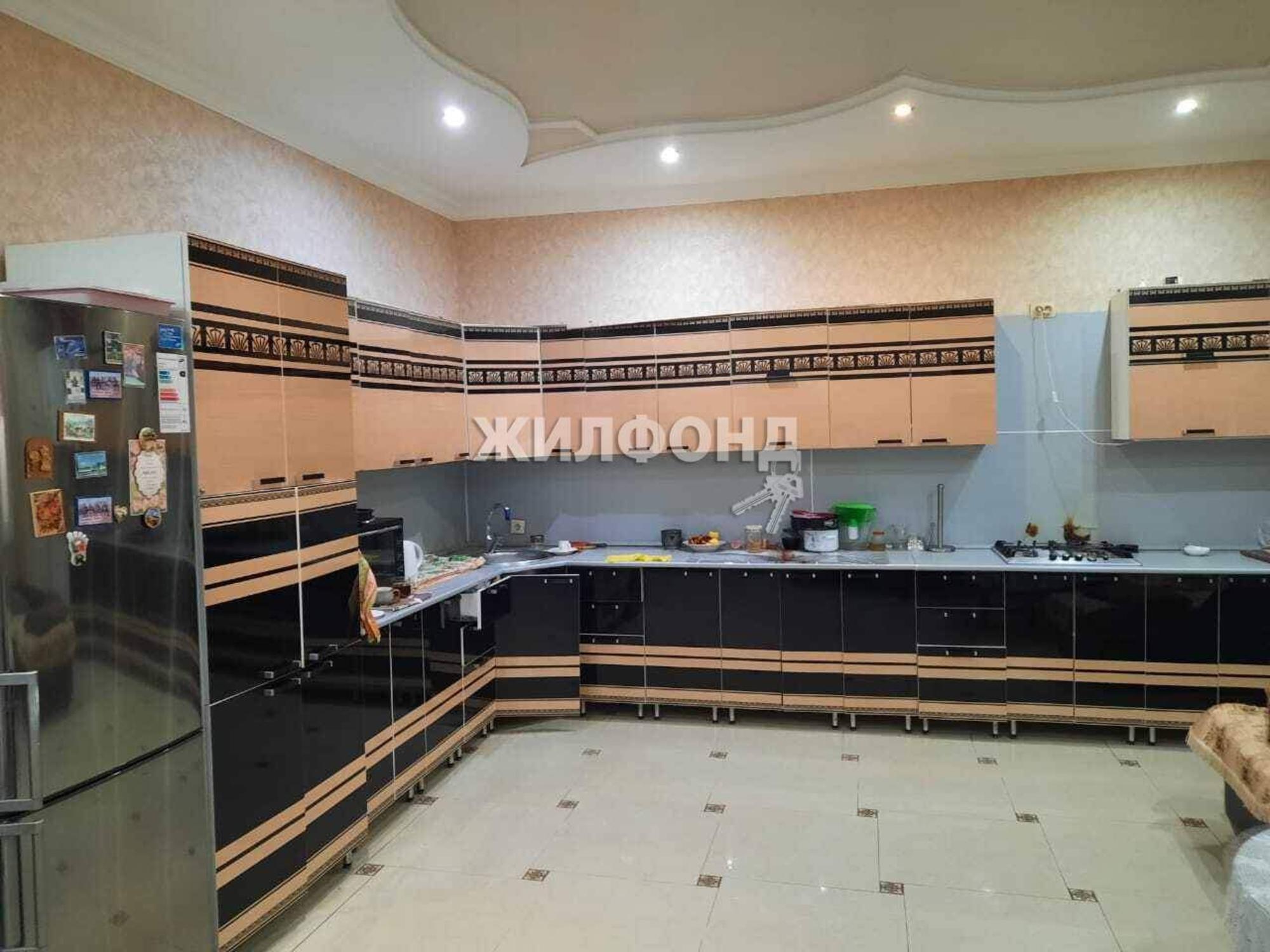 Купить дачу, дом, коттедж за 15 500 000 рублей на Ленина улица