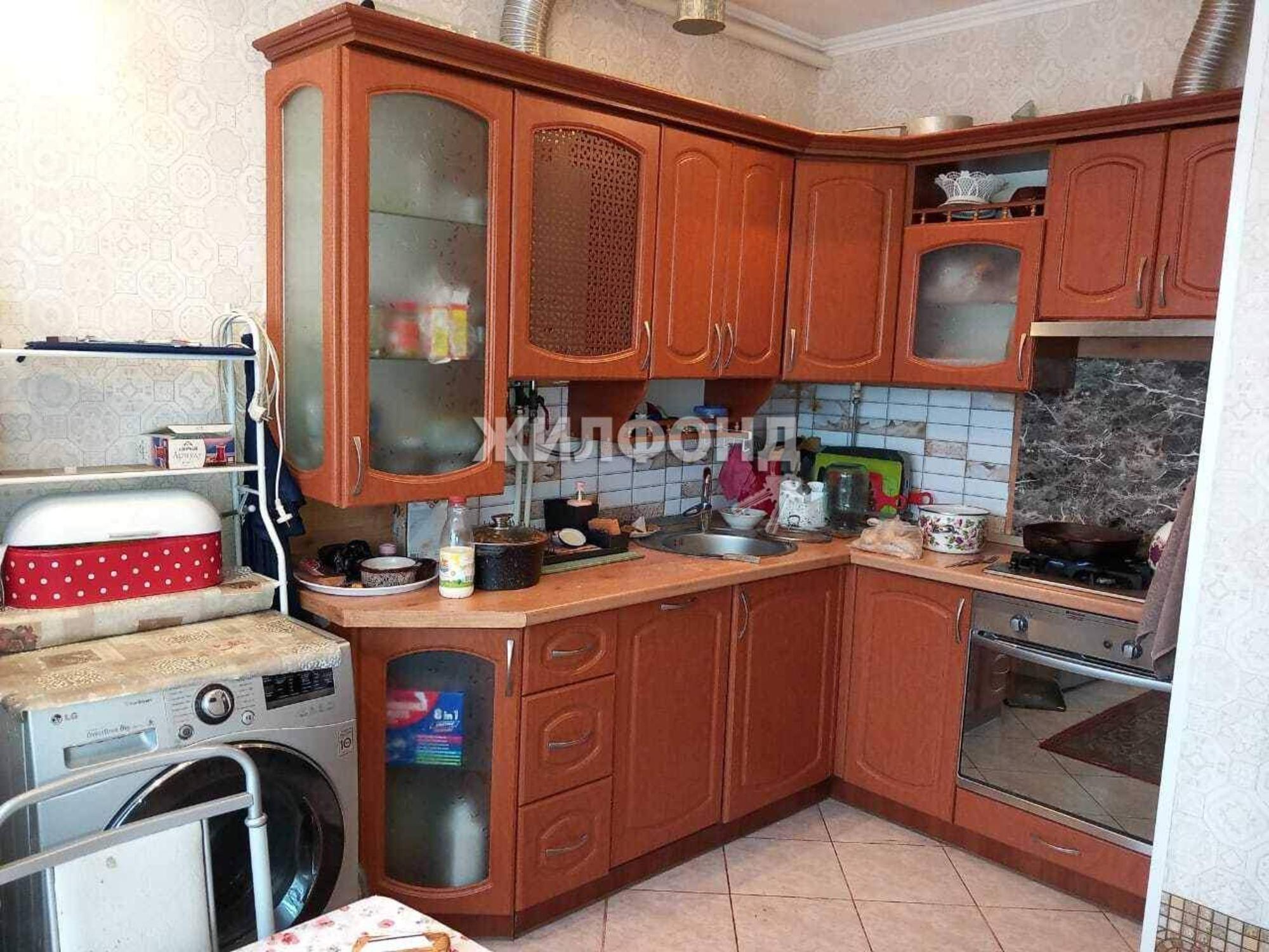 Купить дачу, дом, коттедж за 6 200 000 рублей на Молодежная улица