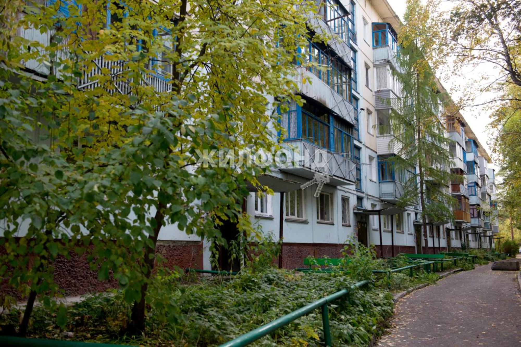Купить квартиру за 4 500 000 рублей на Декабристов улица, д.2