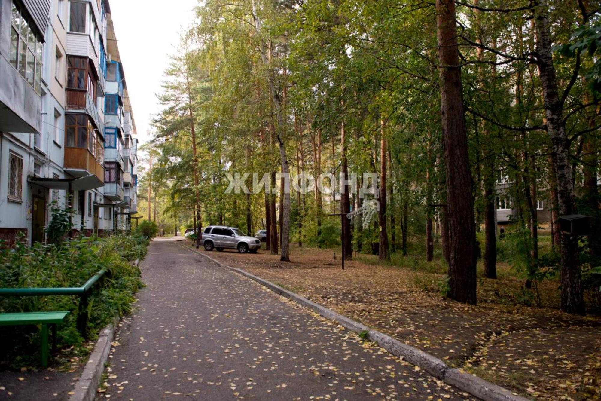 Купить квартиру за 4 500 000 рублей на Декабристов улица, д.2