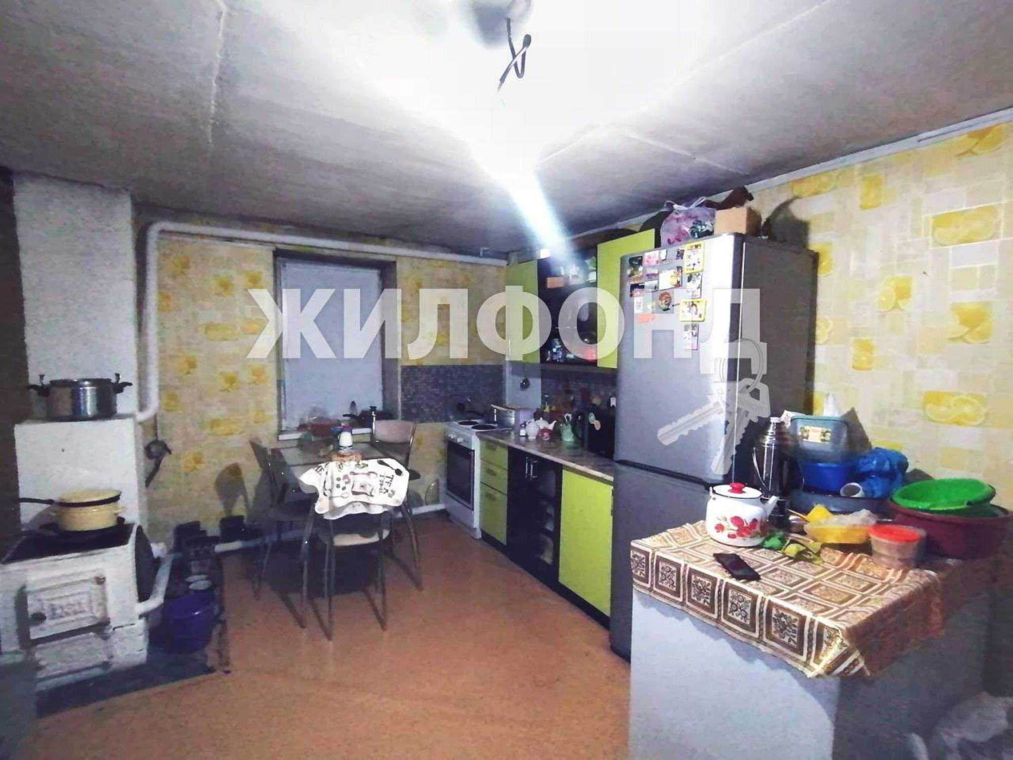 Купить дачу, дом, коттедж за 9 060 000 рублей на Квартал Дорожников улица