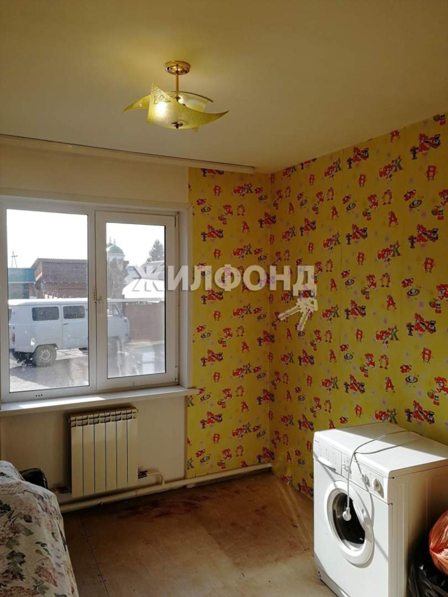 Купить дачу, дом, коттедж за 2 700 000 рублей на Школьная улица