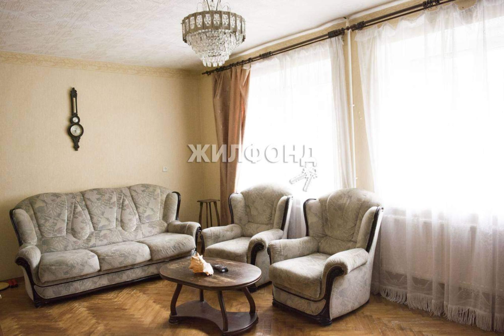 Купить дачу, дом, коттедж за 10 400 000 рублей на Горная улица