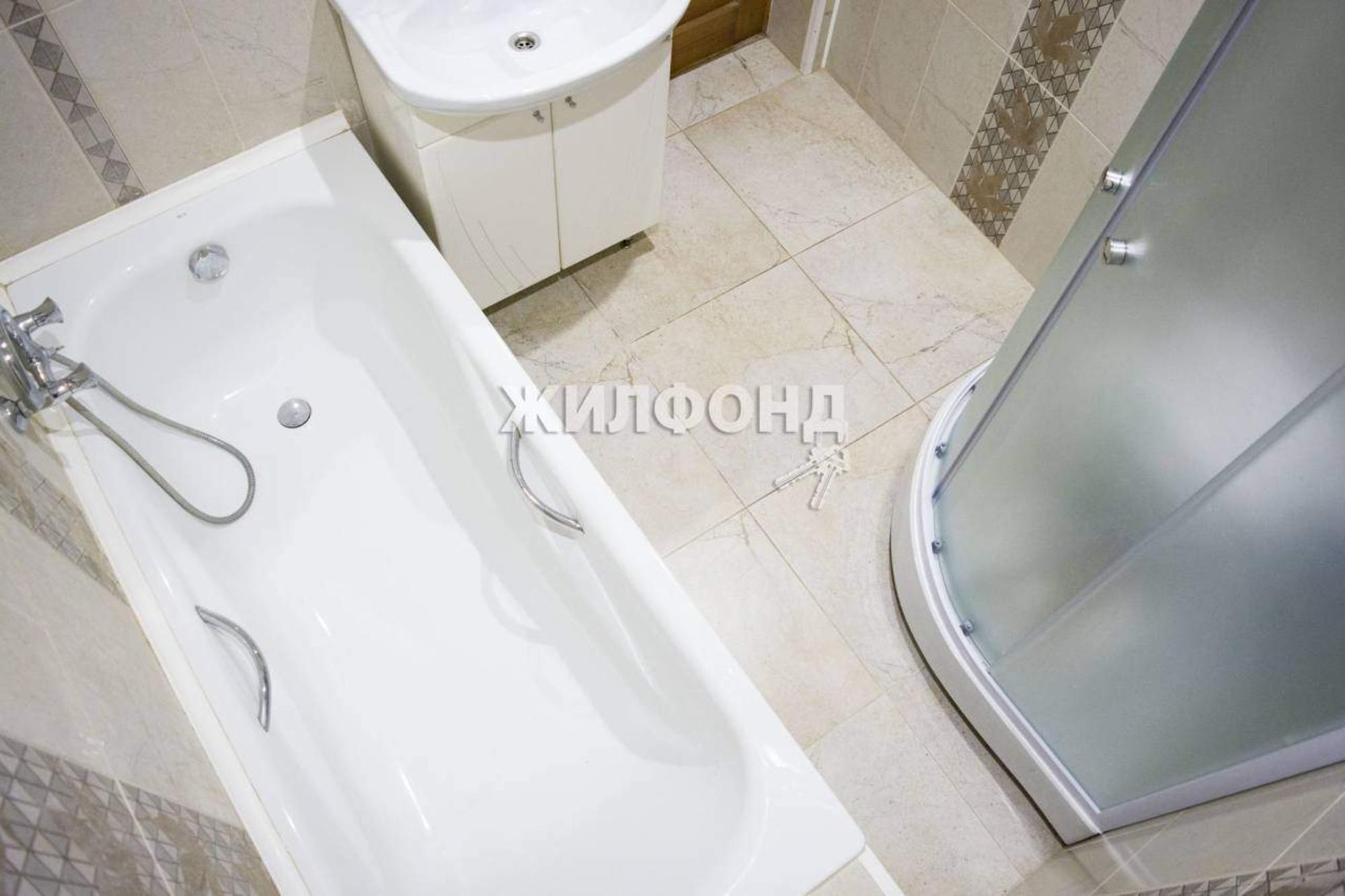 Купить дачу, дом, коттедж за 10 400 000 рублей на Горная улица