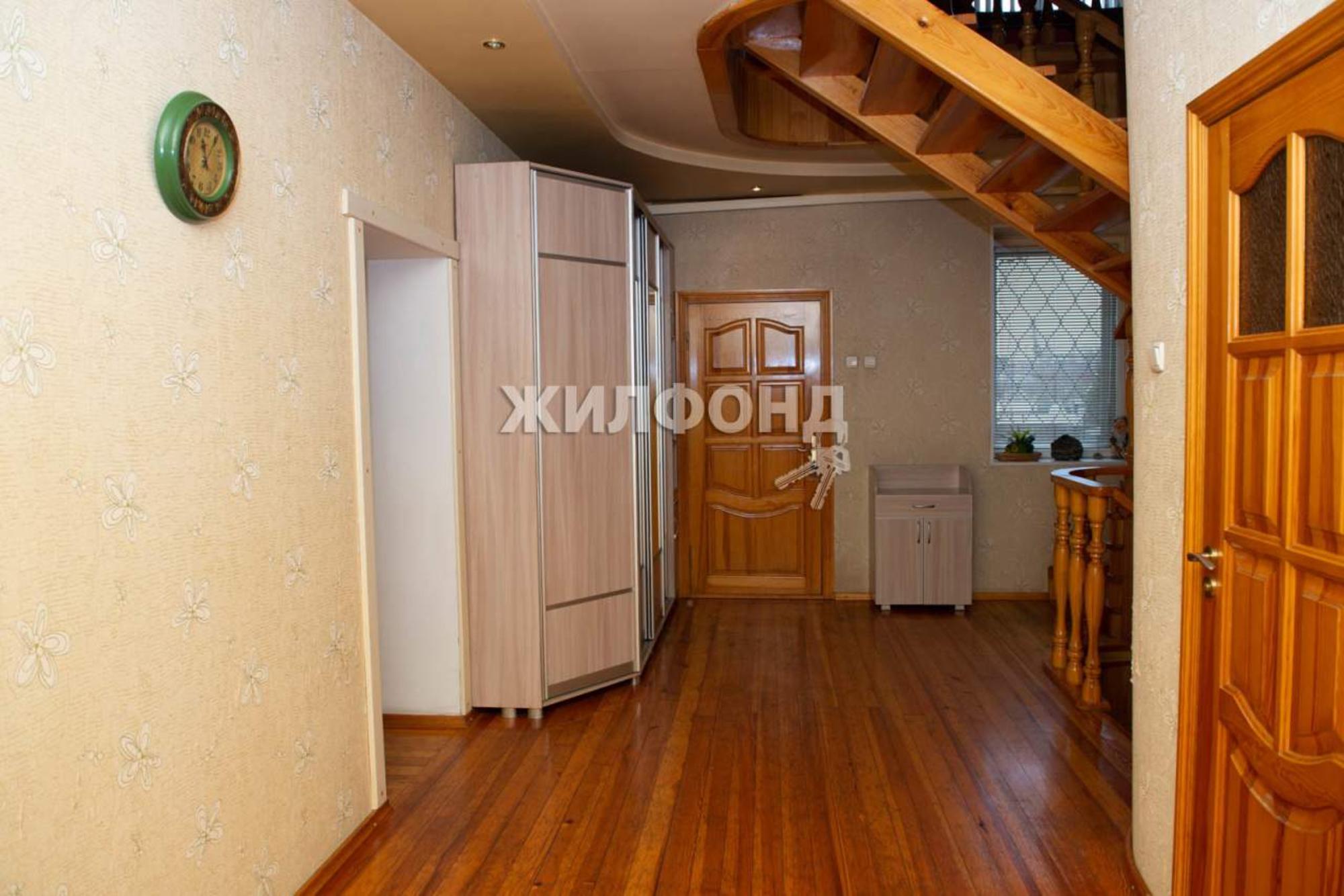 Купить дачу, дом, коттедж за 10 000 000 рублей на Свердловский переулок