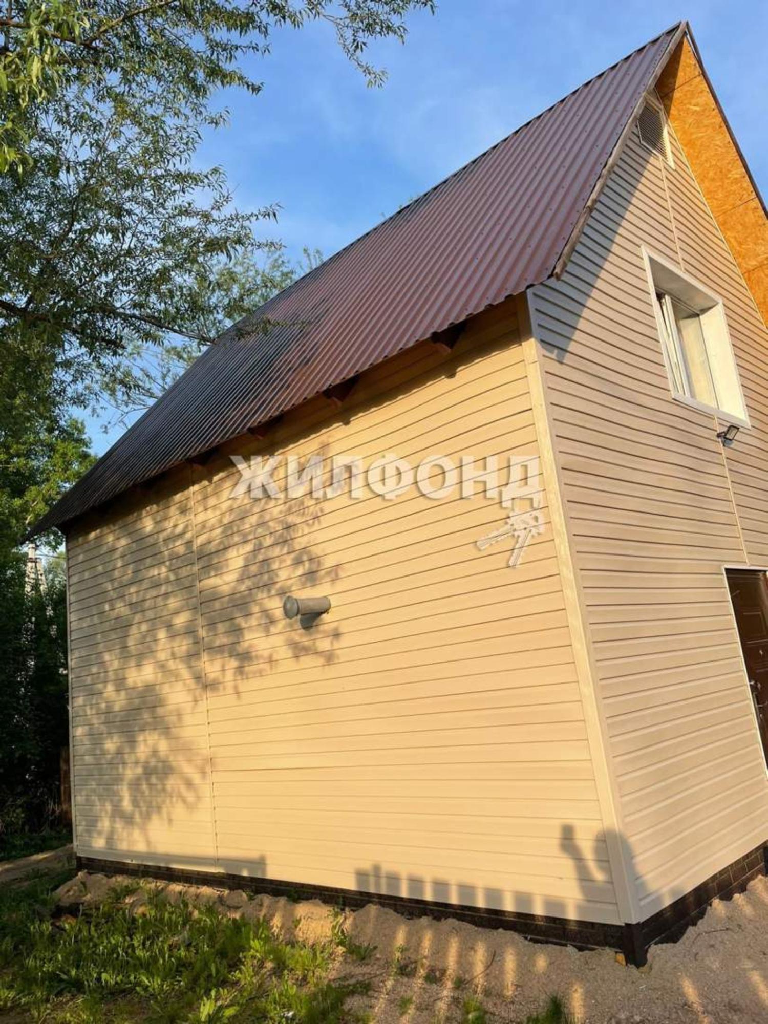 Купить дачу, дом, коттедж за 3 200 000 рублей на Центральная улица