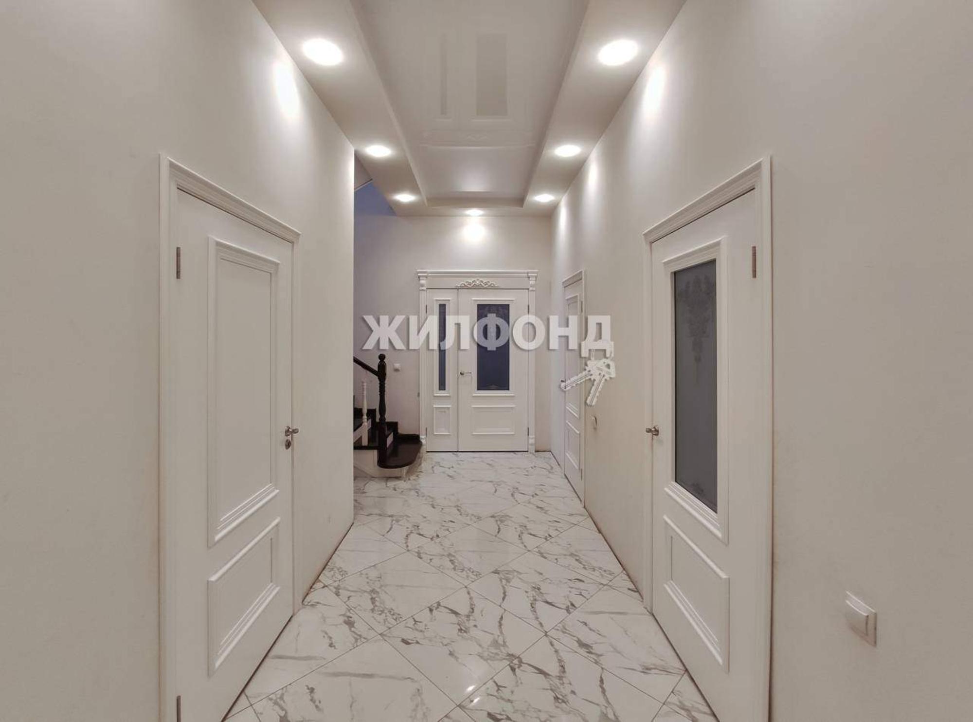 Купить дачу, дом, коттедж за 19 300 000 рублей на Нагорная улица