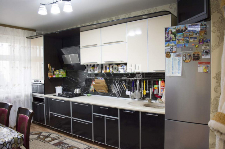 3-комн квартира Алроса улица, д.9