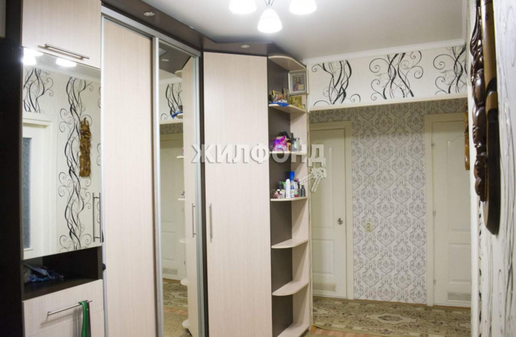 3-комн квартира Алроса улица, д.9