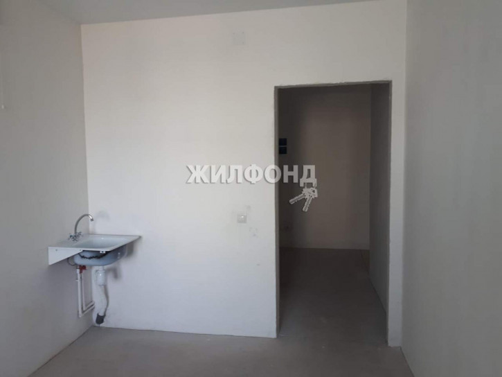 4-комн квартира Копылова улица, д.19